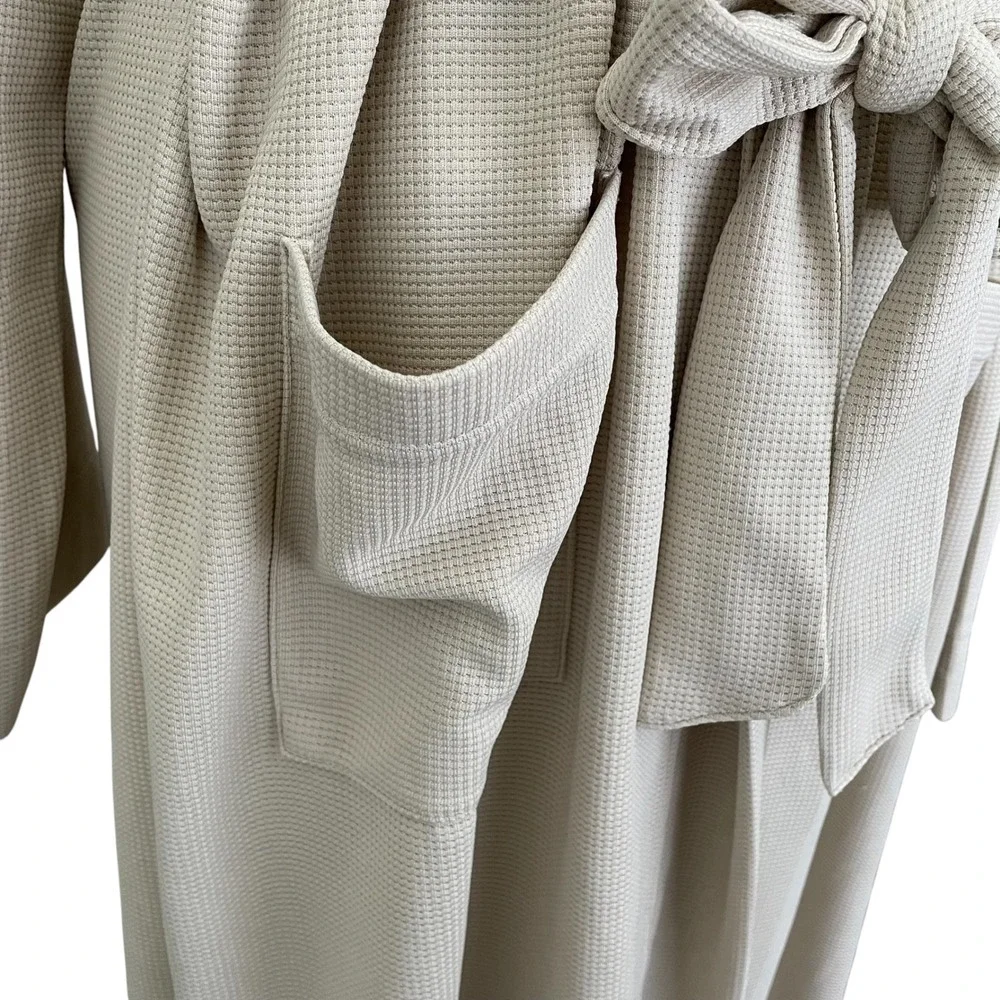 Line and Dot Waffle‎ Knit Robe L/XL Beige Resort Coastal Pockets Lounge Comfort